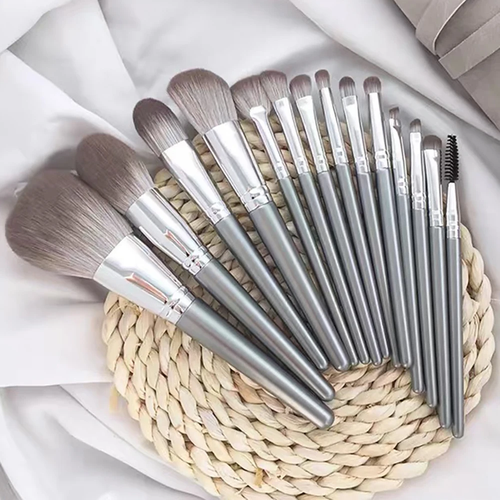 14pcs Silver Makeup Brushes Se - Huda Beauty Makeup Brush Set recension och pris